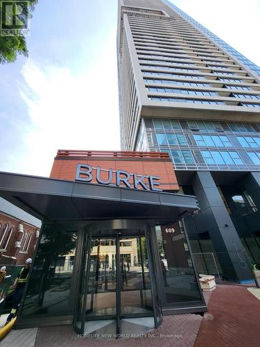 901 - 609 SHERBOURNE STREET  Toronto, ON M4X 0A4