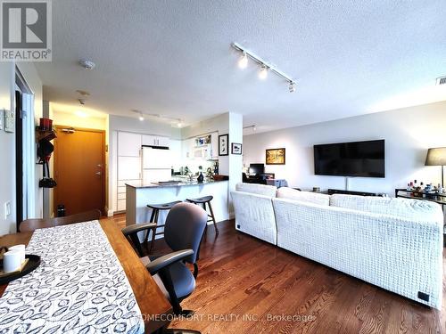 2007 - 33 Sheppard Avenue E, Toronto, ON 
