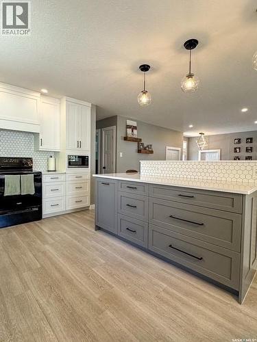 482 Russell Crescent, Swift Current, SK 