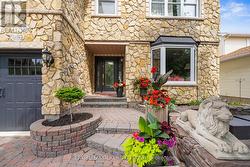 563 MERKLEY DRIVE Ottawa, ON K4A 1V9