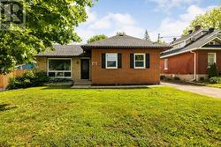 75 WILSON STREET W Perth, ON K7H 2N7