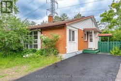 75 WOODFIELD DRIVE Ottawa, ON K2G 0A1