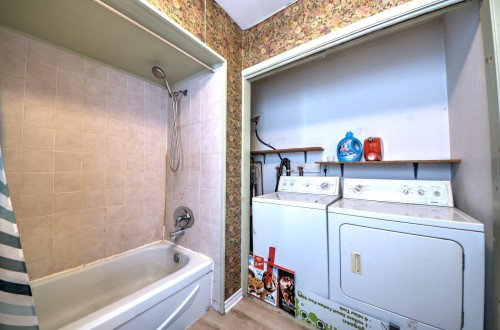 Laundry - 23  - 25 Rue De L'Église, Montréal (Verdun/Île-Des-Soeurs), QC - Indoor Photo Showing Laundry Room
