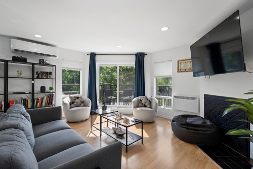 Living Room - 305-5221 Rue Riviera, Montréal (Pierrefonds-Roxboro), QC 