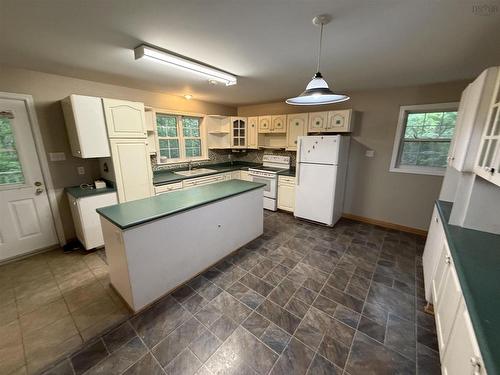 71 Audrey Drive, Bridgewater, NS 