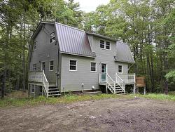 71 Audrey Drive Bridgewater, NS B4V 3W9