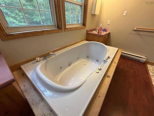 71 Audrey Drive, Bridgewater, NS 