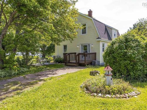 2763 Highway 376, Lyons Brook, NS 