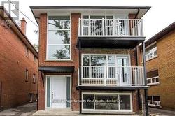148 PORTLAND STREET  Toronto, ON M8Y 1B2
