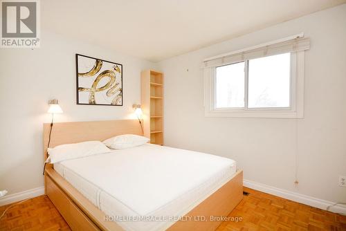 2335 Council Ring Road, Mississauga, ON 