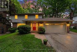 3 SOUTHWOOD CIRCLE  Orillia, ON L3V 2H8