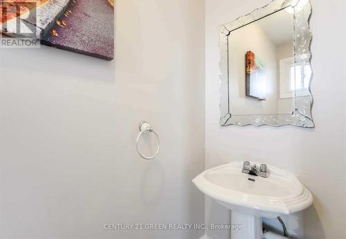 750 Queensbridge Drive, Mississauga, ON 