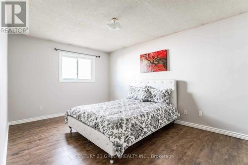 750 Queensbridge Drive, Mississauga, ON 