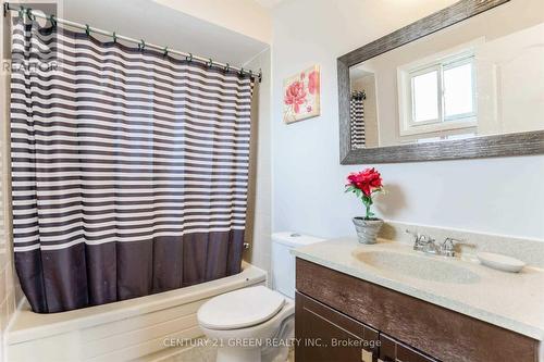 750 Queensbridge Drive, Mississauga, ON 