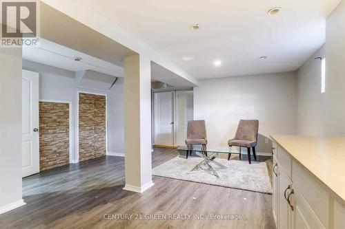 750 Queensbridge Drive, Mississauga, ON 