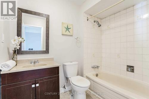 750 Queensbridge Drive, Mississauga, ON 
