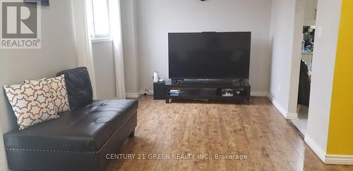 750 Queensbridge Drive, Mississauga, ON 