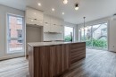 Kitchen - C-10 Rue Vaudry, Sainte-Thérèse, QC 