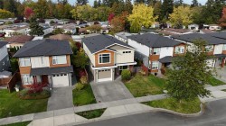 2128 Deerbrush Cres North Saanich, BC V8L 0C5