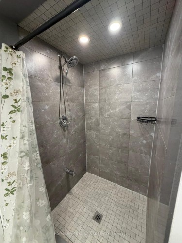 9 Fieldway Drive, Hamilton, ON 