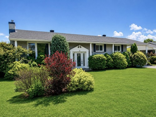 Façade - 23 Av. Hamford, Lachute, QC 