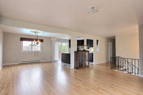 Vue d'ensemble - 23 Av. Hamford, Lachute, QC 