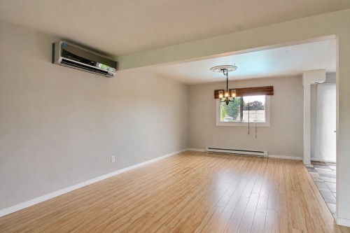 Salle à manger - 23 Av. Hamford, Lachute, QC 