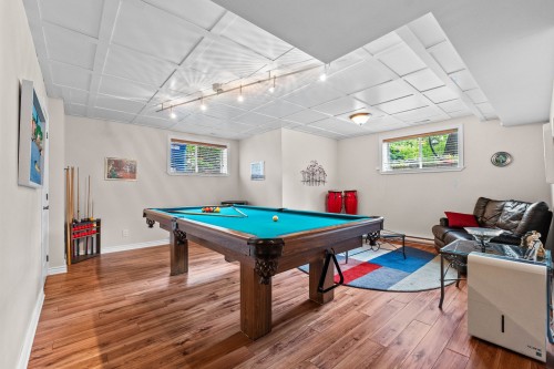 Family Room - 7 Rue Duchâtel, Candiac, QC 