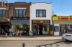 193 1/2 BALDWIN STREET  Toronto, ON M5T 1M1