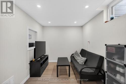 Rental - Living Area - 339 Kerwood Drive, Cambridge, ON 