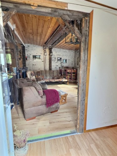 Salon - 92 Ch. Des Peupliers, Preissac, QC 