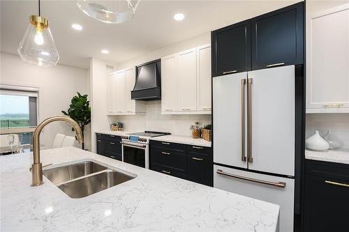 Pictures are of the same floor plan. Might not be exact. - 9 Crocus Lane, West St Paul, MB 