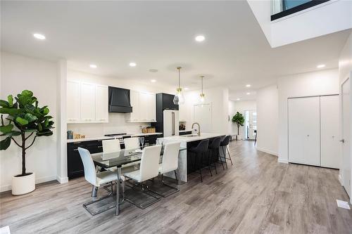 Pictures are of the same floor plan. Might not be exact. - 9 Crocus Lane, West St Paul, MB 