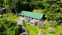 201 Harrison Ave NW Salt Spring, BC V8K 2N3