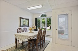 Family Room - 