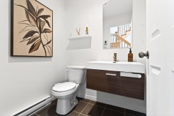 Powder room - 