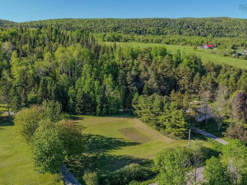 Coxheath Road, Blacketts Lake, NS 
