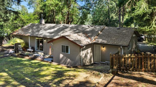 1290 Mckenzie Dr, Duncan, BC 