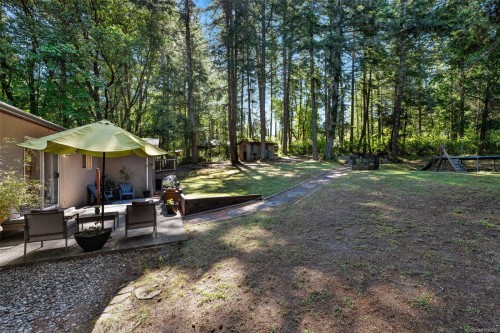 1290 Mckenzie Dr, Duncan, BC 