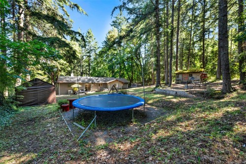 1290 Mckenzie Dr, Duncan, BC 