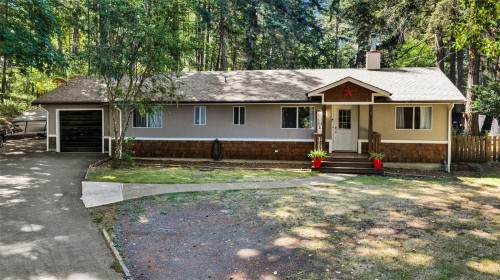 1290 Mckenzie Dr, Duncan, BC 