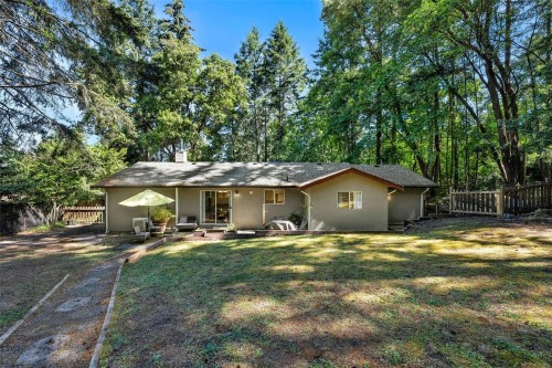1290 Mckenzie Dr, Duncan, BC 