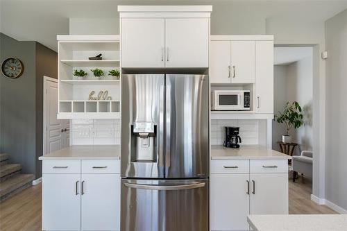 331 Tanager Trl, Winnipeg, MB 