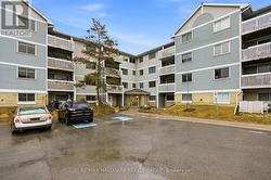 216 - 218 VIEWMOUNT DRIVE  Ottawa, ON K2E 7X5