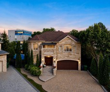 83 Rue Rose Montréal (Pierrefonds-Roxboro), QC H8Y 2B8