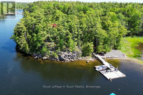 700 ISLAND 980 / DEER ISLAND  Georgian Bay (Baxter), ON P0E 1E0