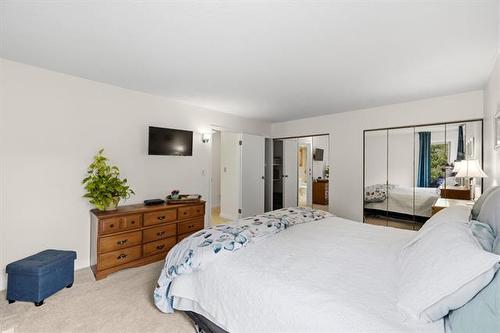 42 Knotsberry Bay, Winnipeg, MB 