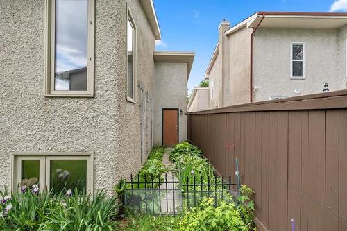 42 Knotsberry Bay, Winnipeg, MB 