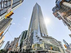 5201 - 1 BLOOR STREET E  Toronto, ON M4W 1A9
