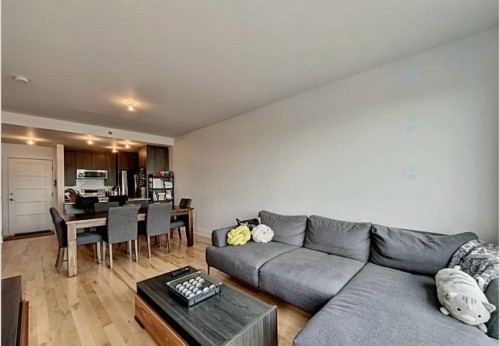 Living Room - 404-3950 Rue Sherbrooke E., Montréal (Mercier/Hochelaga-Maisonneuve), QC 